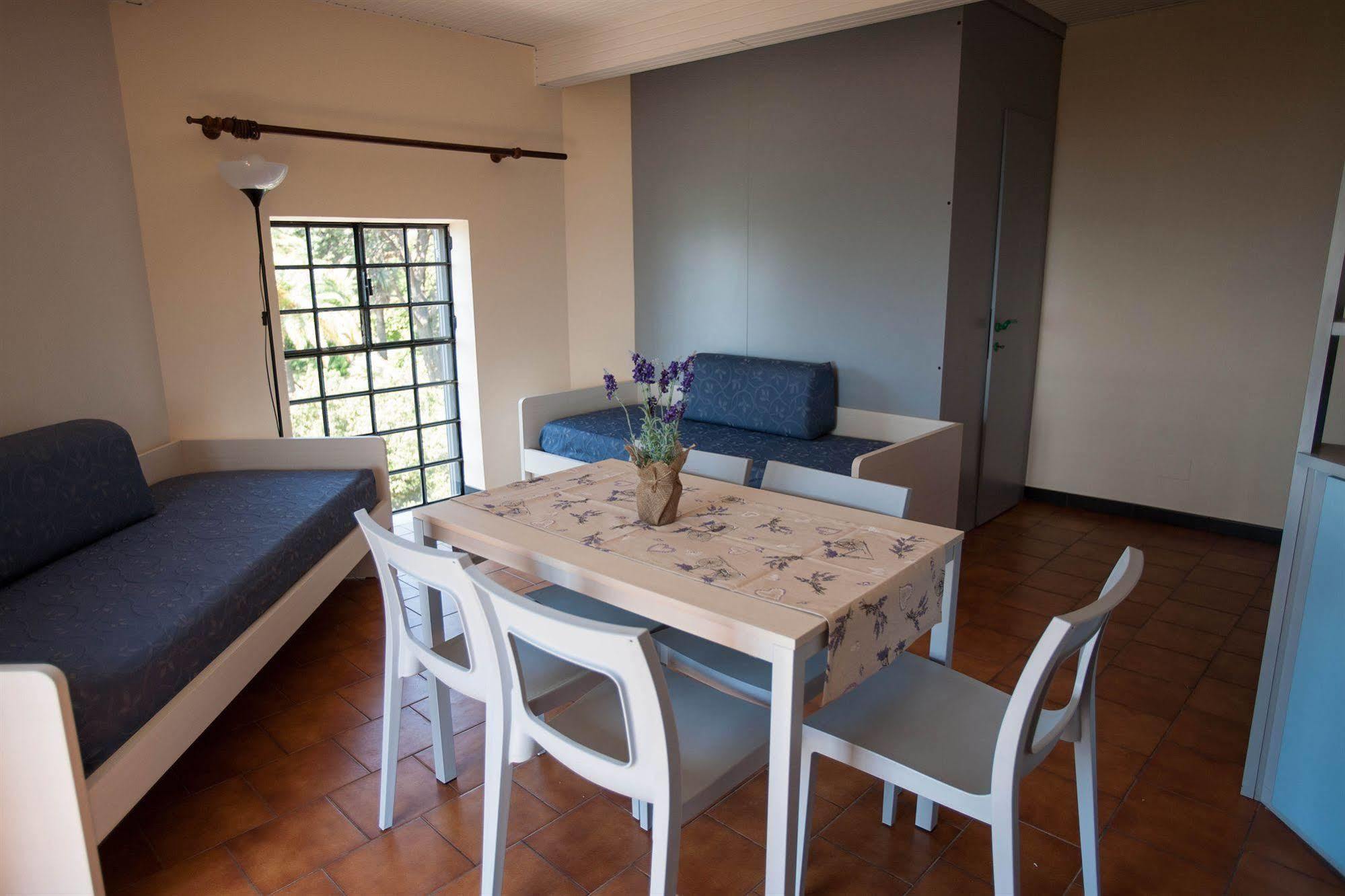 إمبيريا Residence Rta Villa Marina المظهر الخارجي الصورة